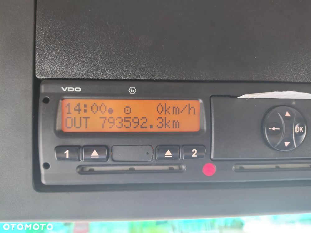 Mercedes-Benz Antos - 5