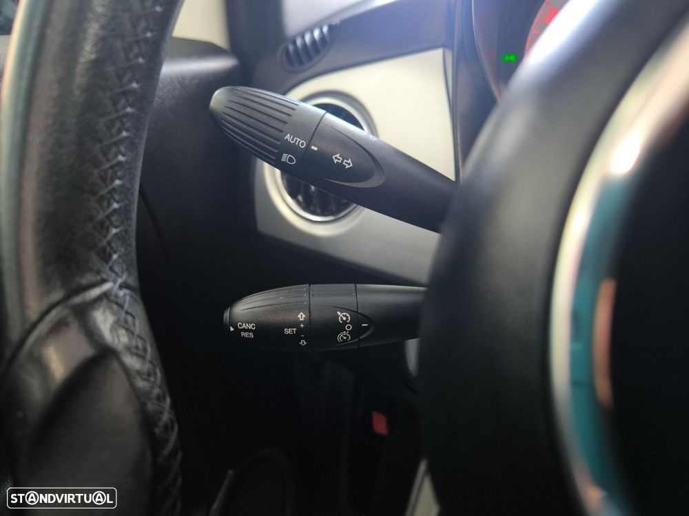 Fiat 500C 1.0 Hybrid Connect - 21