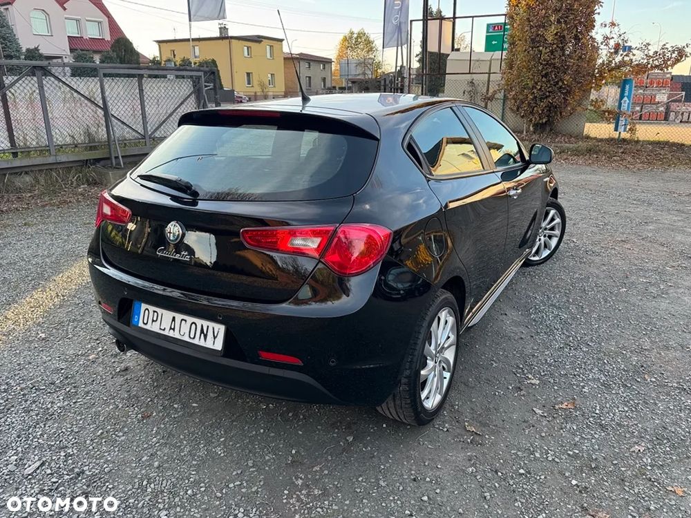 Alfa Romeo Giulietta - 12