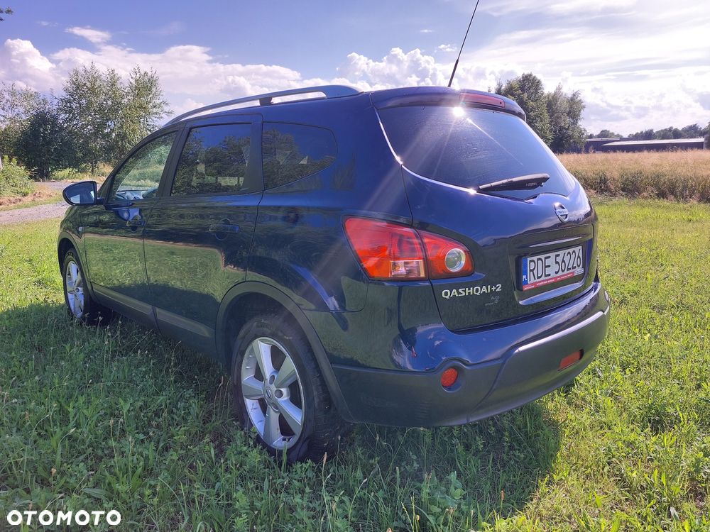 Nissan Qashqai+2 - 6