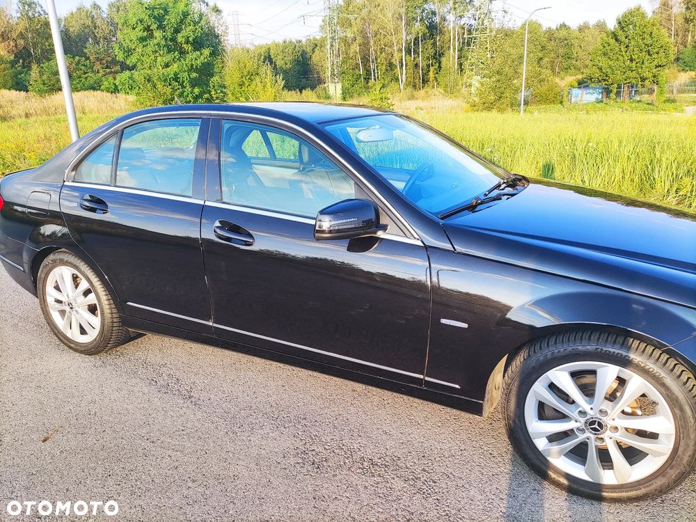 Mercedes-Benz Klasa C 180 BlueEFFICIENCY Avantgarde - 5
