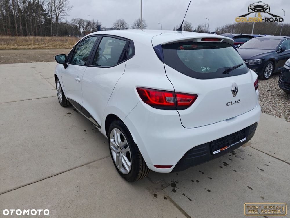 Renault Clio - 8