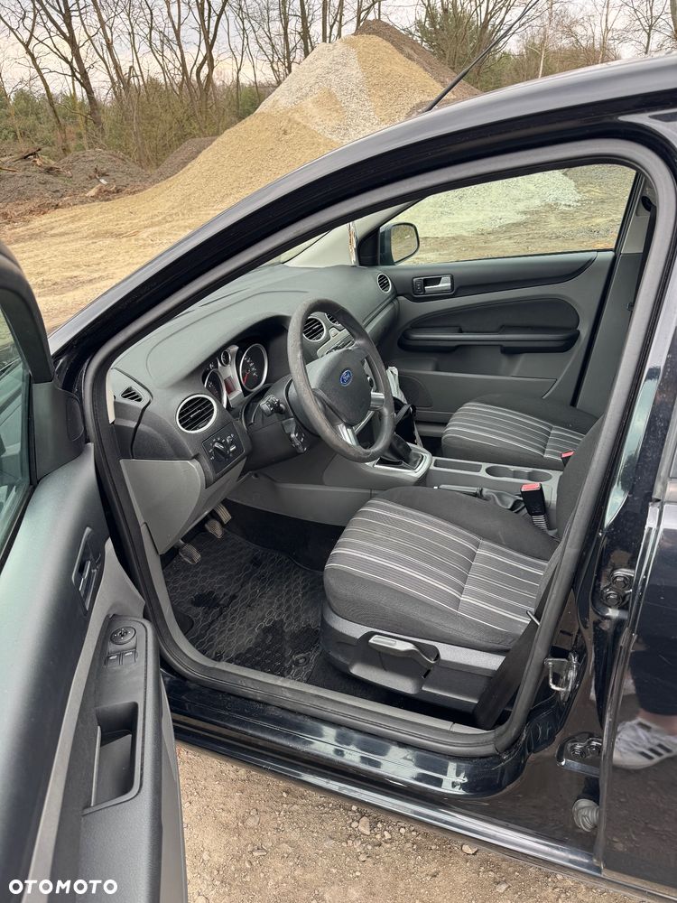 Ford Focus - 7