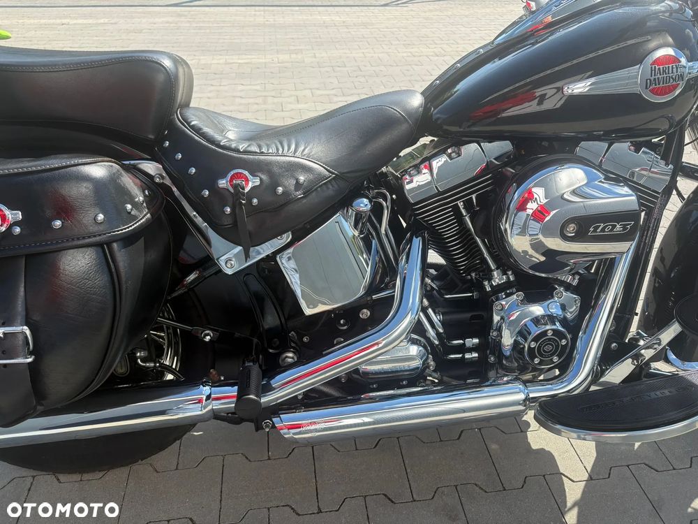 Harley-Davidson Softail Heritage Classic - 18