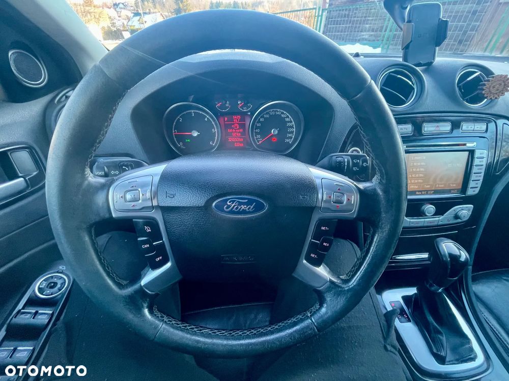 Ford Mondeo 2.0 TDCi Ghia - 28