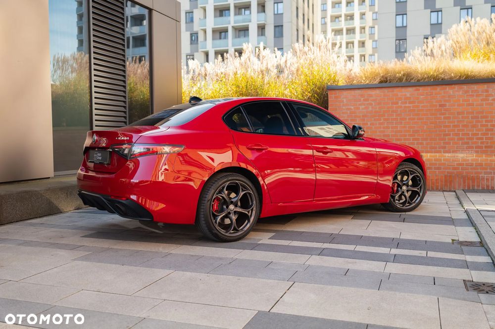 Alfa Romeo Giulia 2.0 Turbo Tributo Italiano Q4 - 21