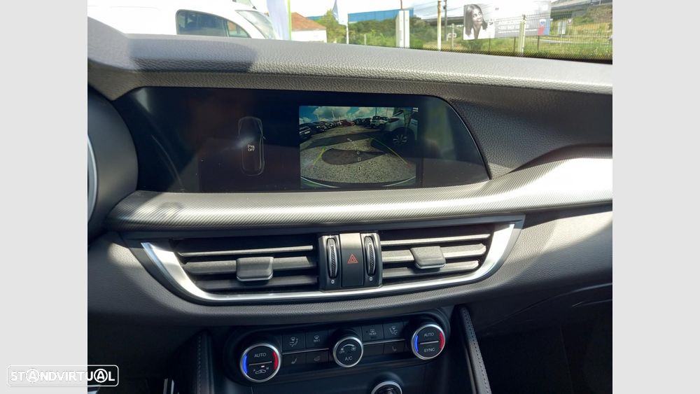 Alfa Romeo Stelvio 2.2 D Sprint Q4 AT8 - 17