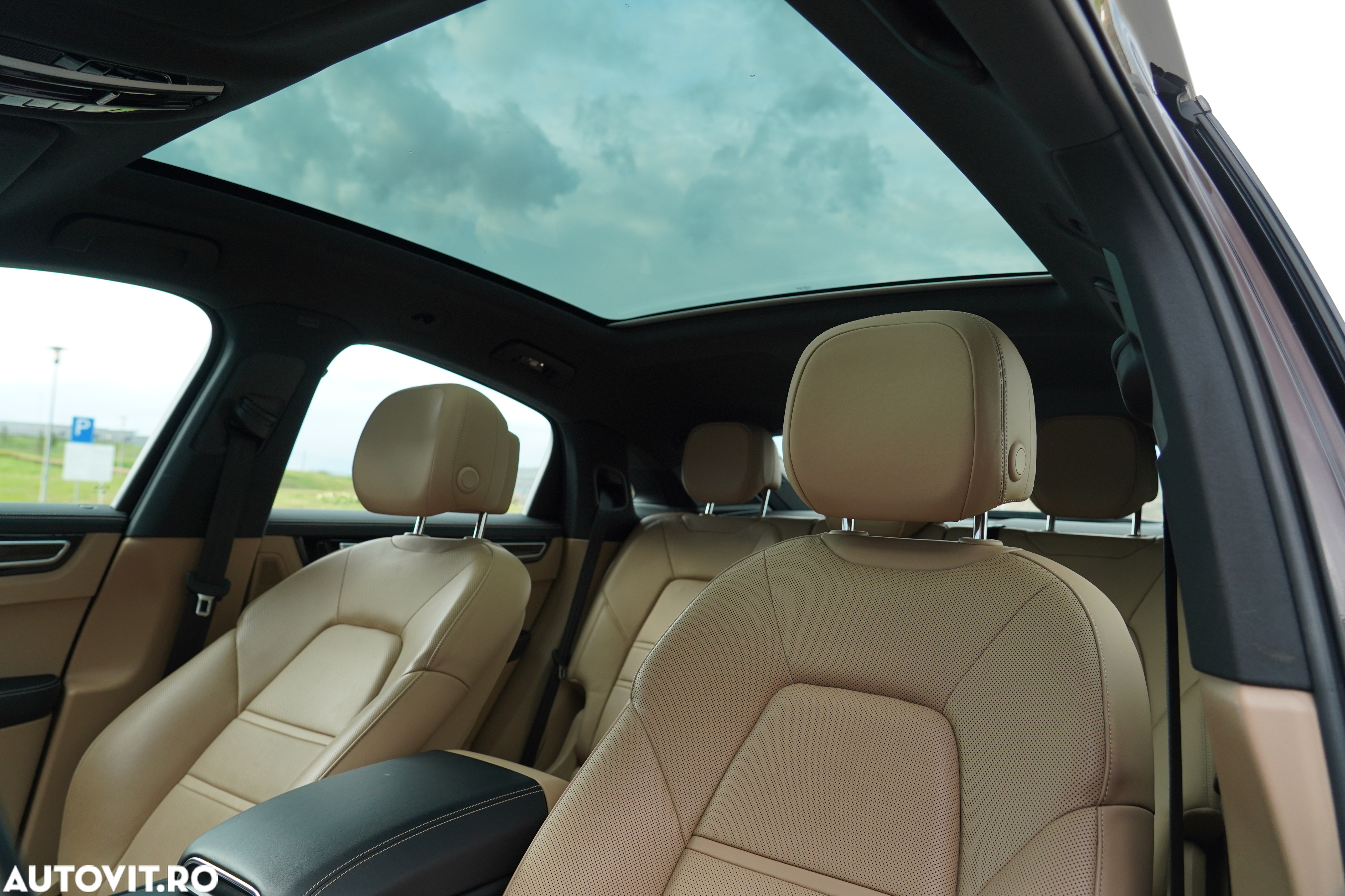 Porsche Cayenne Coupe S - 17