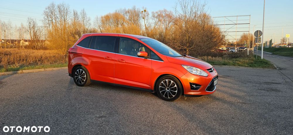 Ford Grand C-MAX - 1