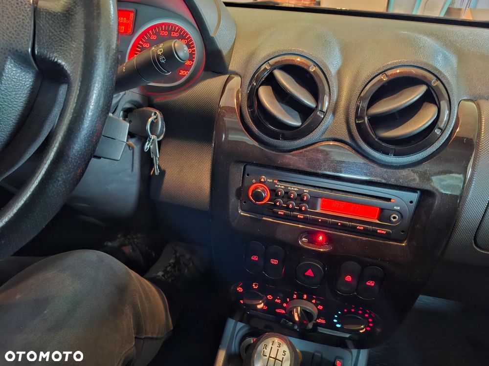 Dacia Duster 1.5 dCi Laureate 4x4 - 9