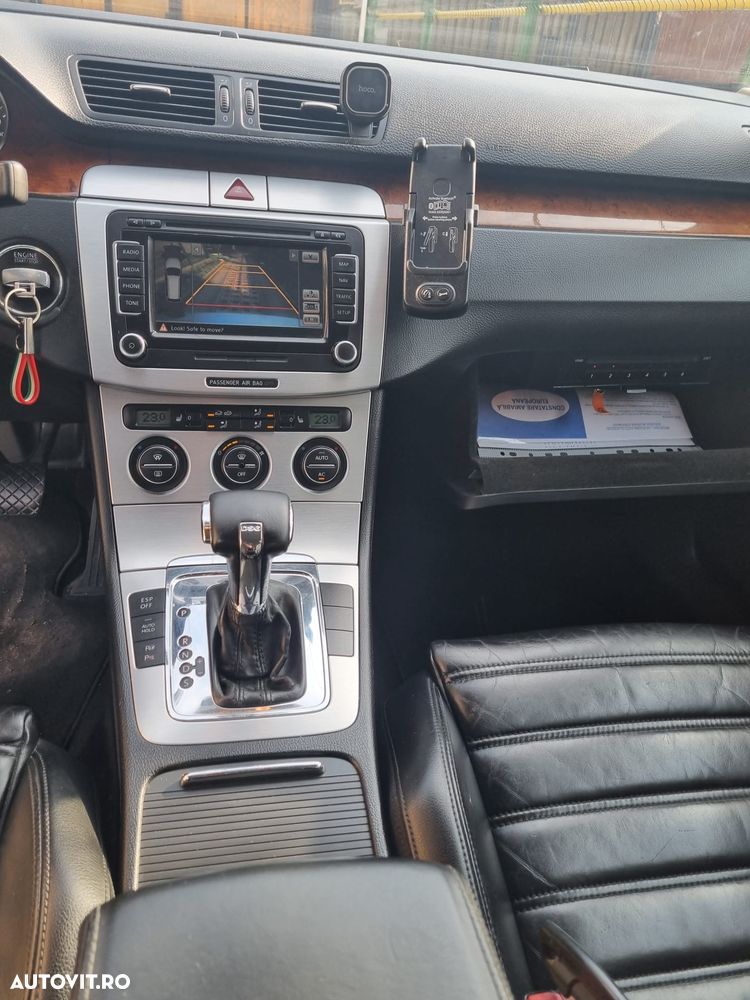 Volkswagen Passat 2.0 TDI DSG Highline - 11