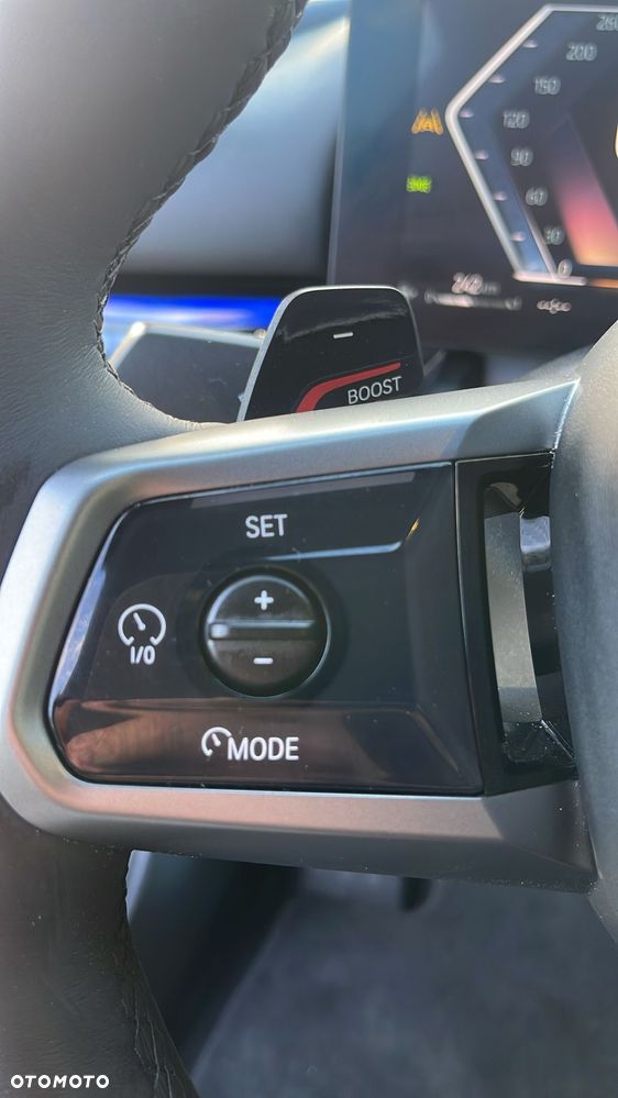 BMW Seria 5 540d xDrive - 23