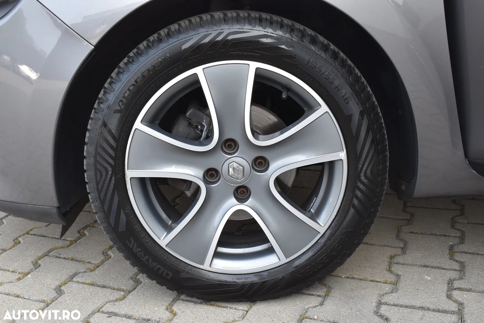 Renault Clio dCi 90 Dynamique - 26