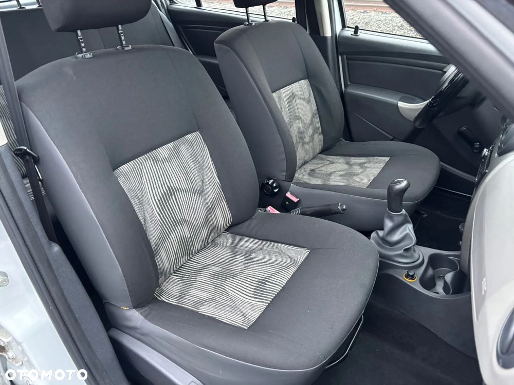 Dacia Sandero 1.4 MPI Ambiance - 15