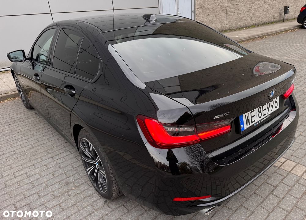 BMW Seria 3 320i xDrive M Sport - 15