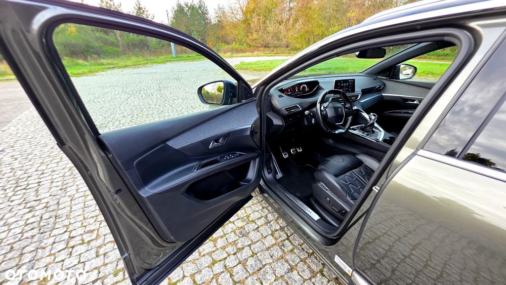 Peugeot 5008 ver-1-5-bluehdi-gt-s-s - 26