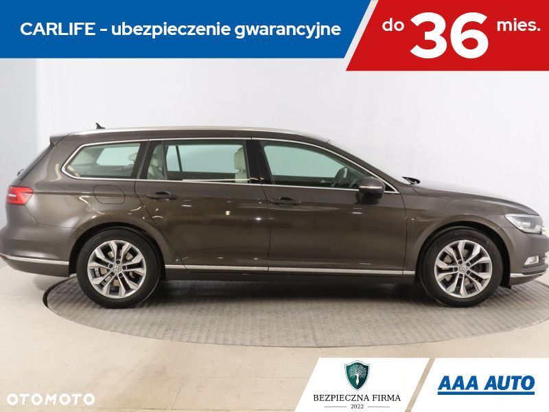 Volkswagen Passat Variant - 8