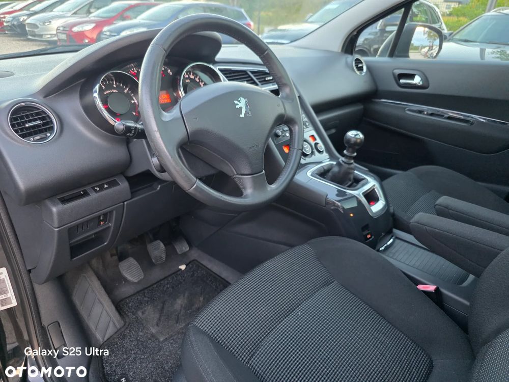 Peugeot 5008 - 25