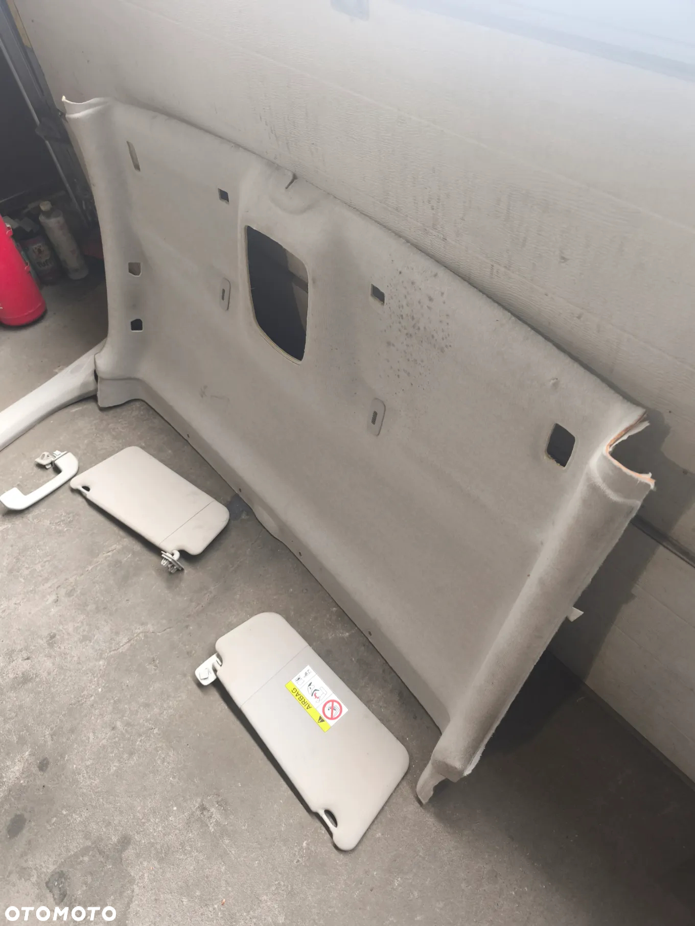 Podsufitka Citroen Jumpy Peugeot Expert Toyota Proace 98082914BJ - 2