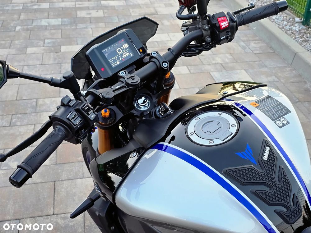 Yamaha MT - 19