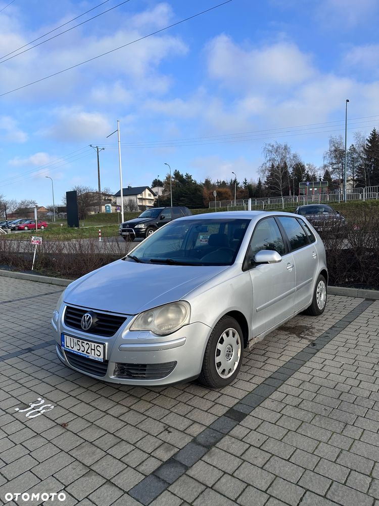 Volkswagen Polo - 2