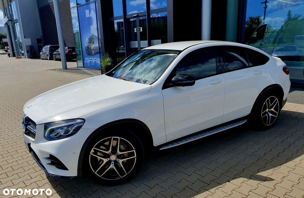 Mercedes-Benz GLC 250 Coupe 4Matic 9G-TRONIC - 1