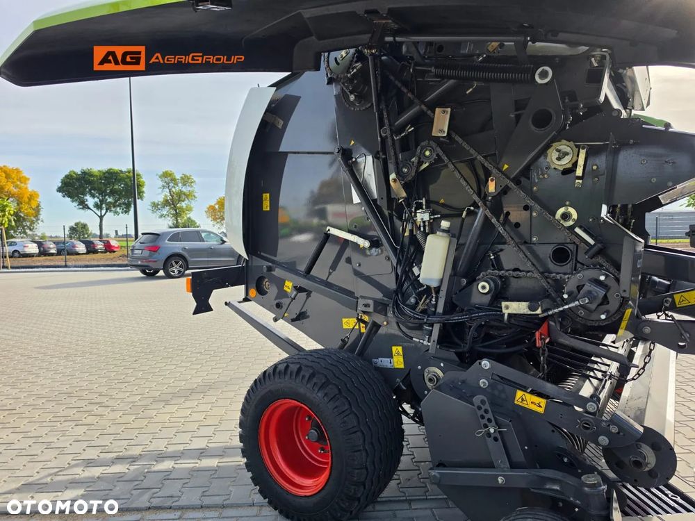 Claas Variant 380 RF PRO - 12