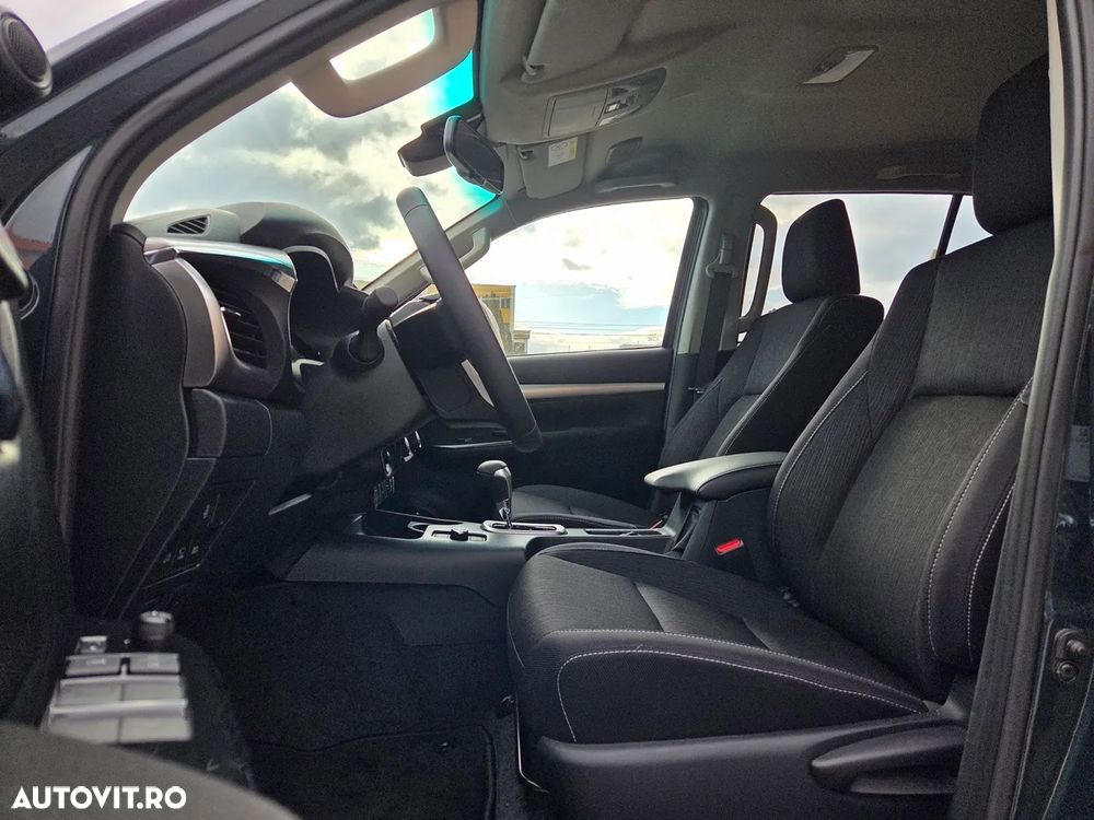 Toyota Hilux 4x4 Double Cab Autm. Executive - 9