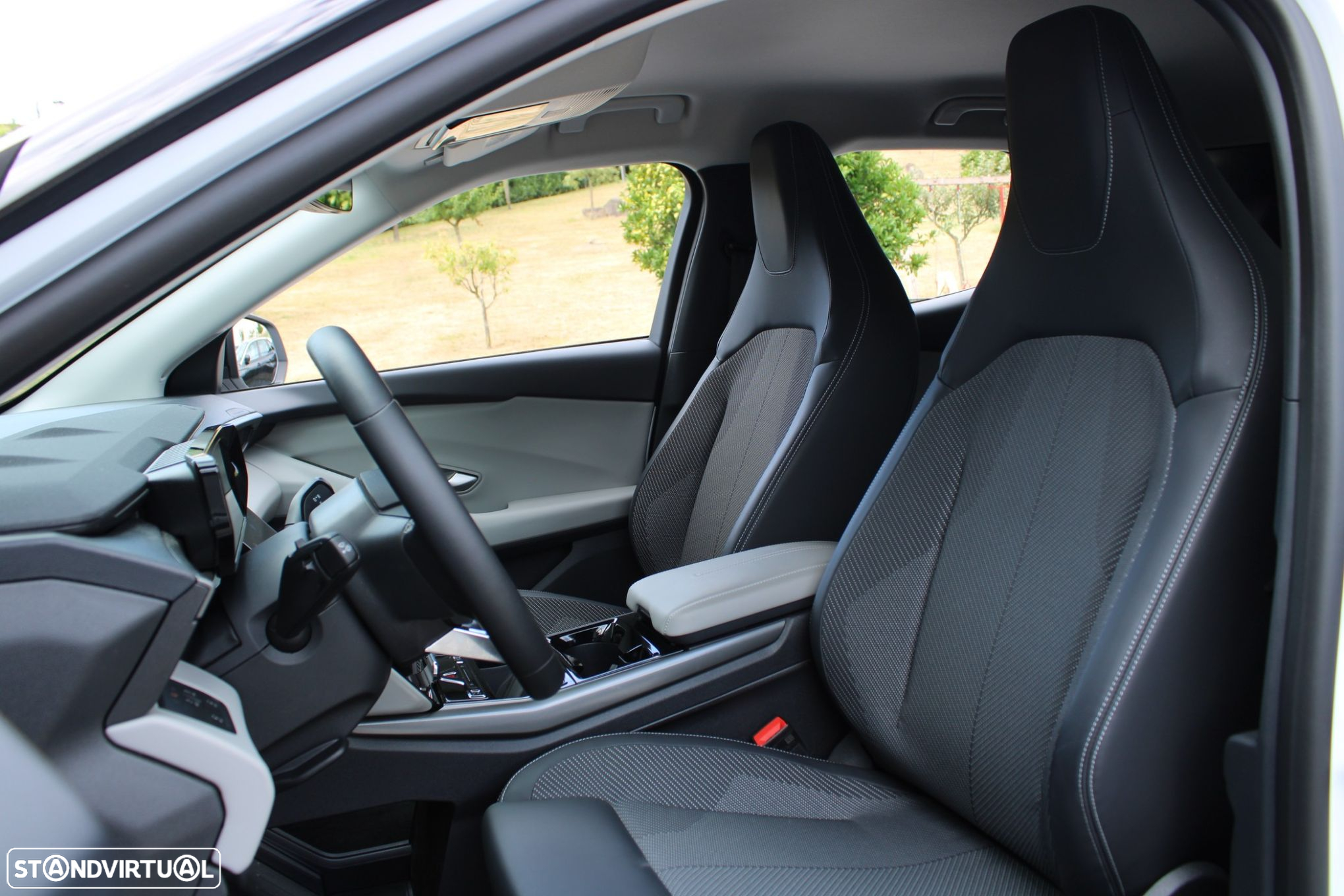 Ford Explorer 77 kWh Premium - 4