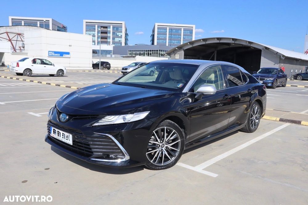 Toyota Camry 2.5 Exclusive - 1