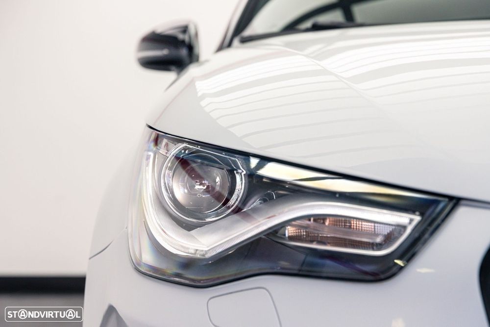 Audi A1 Sportback 2.0 TDI S line Sport Pack - 5