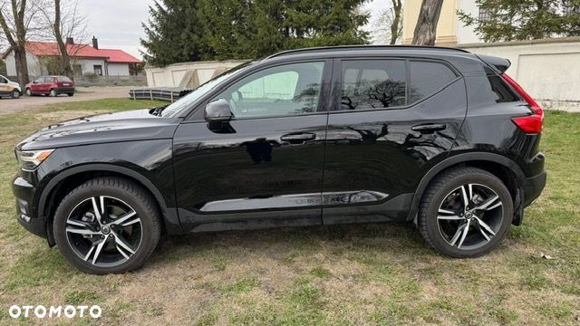 Volvo XC 40 T5 AWD R-Design - 10