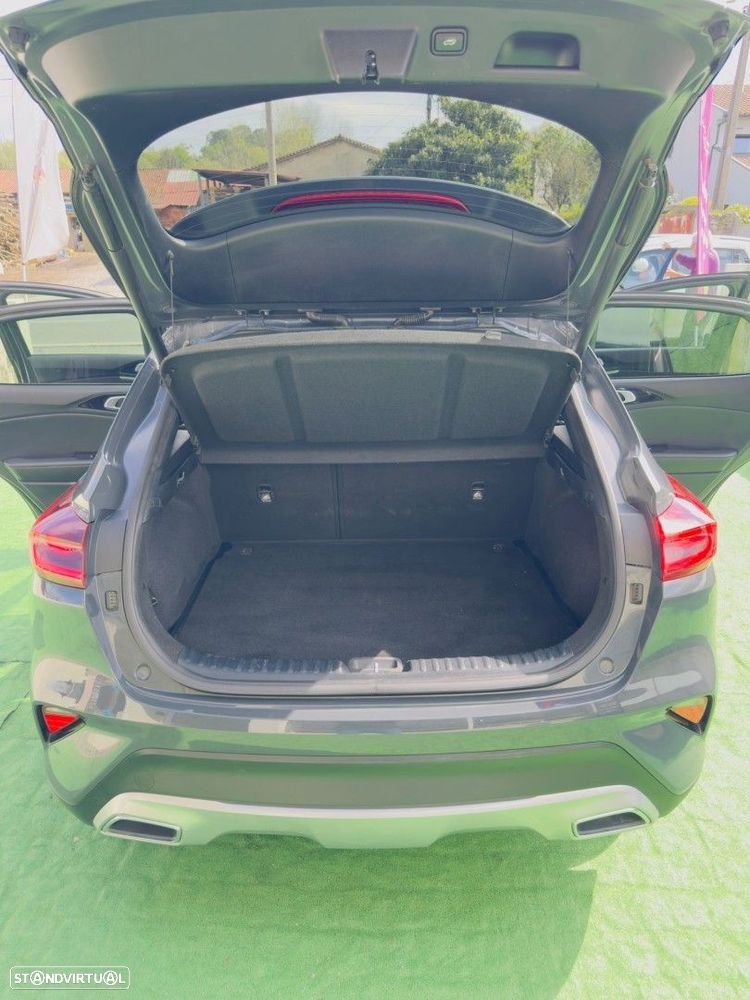 Kia XCeed 1.6 CRDi Tech+SRF 7DCT - 23