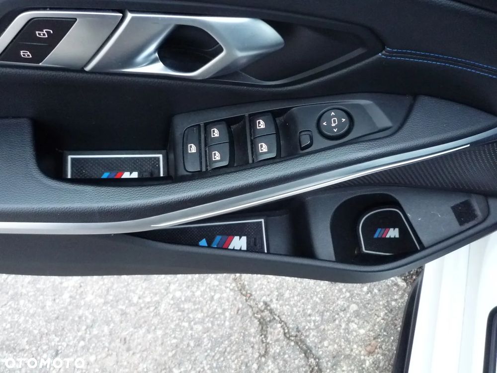 BMW Seria 3 330i xDrive M Sport sport - 15