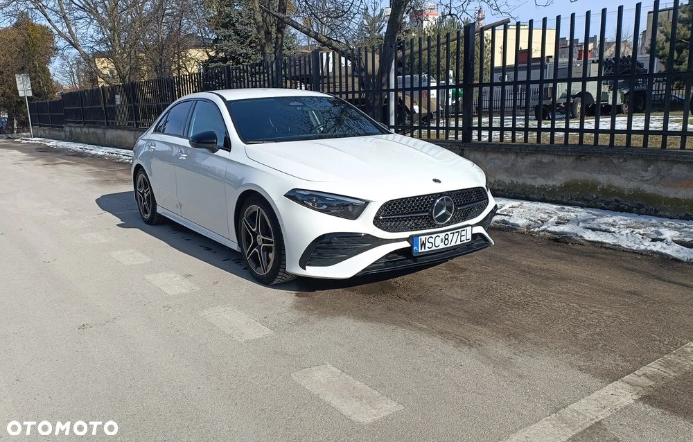 Mercedes-Benz Klasa A 180 7G-DCT AMG Line - 4