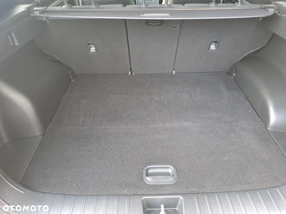 Hyundai Tucson 1.6 T-GDi 48V-Hybrid 2WD DCT Select - 13