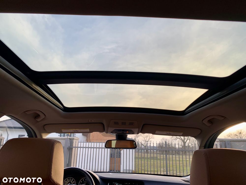 BMW X3 28i xDrive - 11