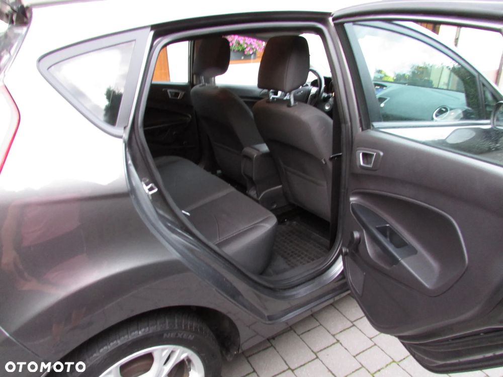 Ford Fiesta 1.0 EcoBoost S&S TITANIUM - 14