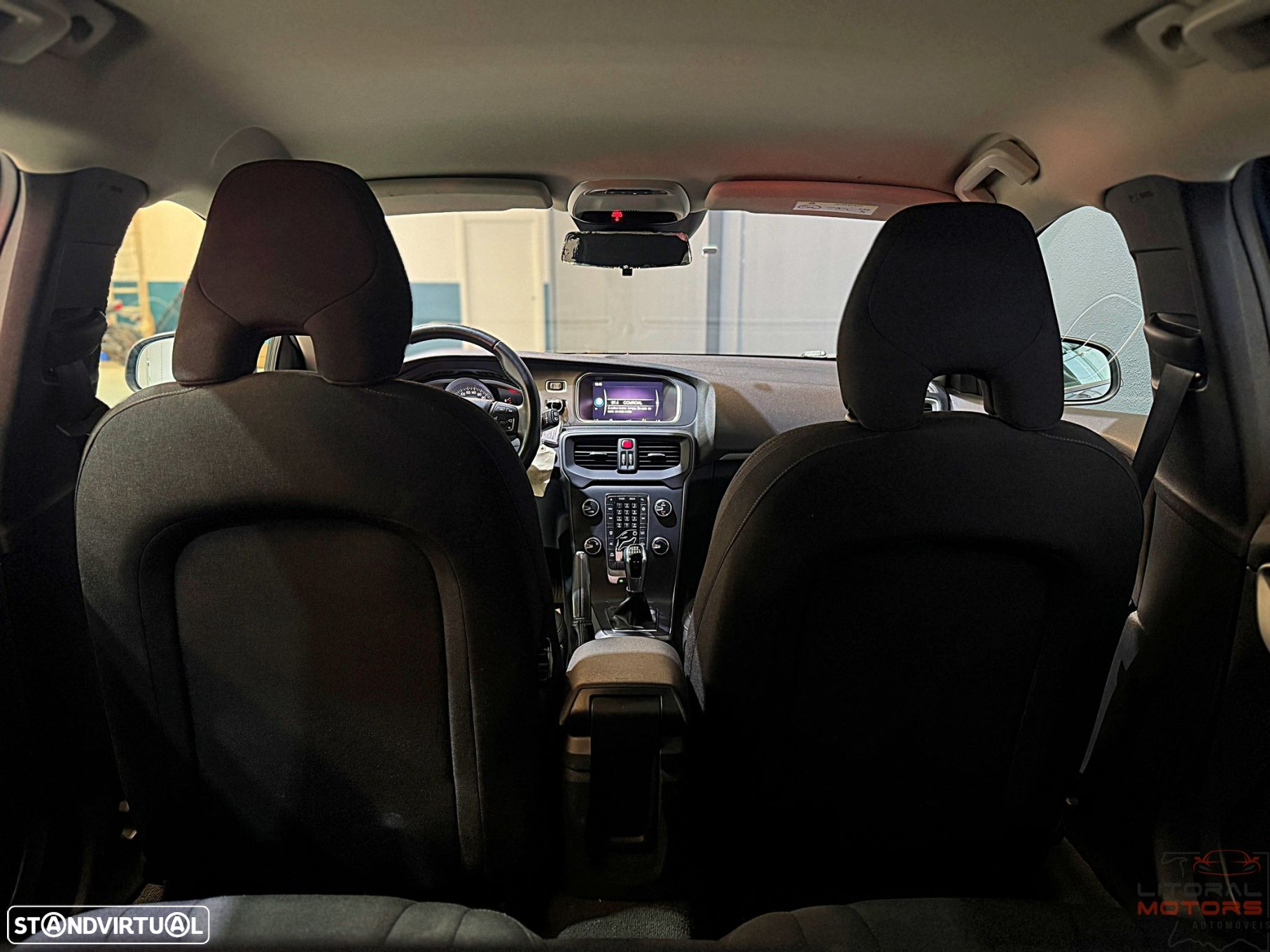 Volvo V40 D2 Line You! - 33