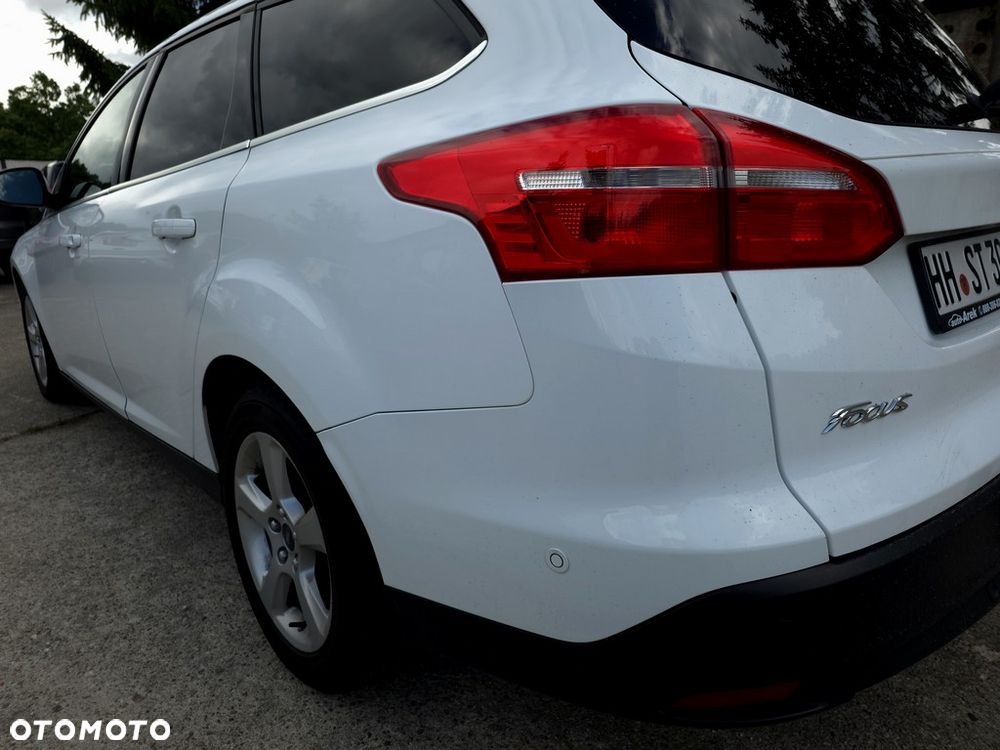 Ford Focus 2.0 TDCi Titanium ASS - 24
