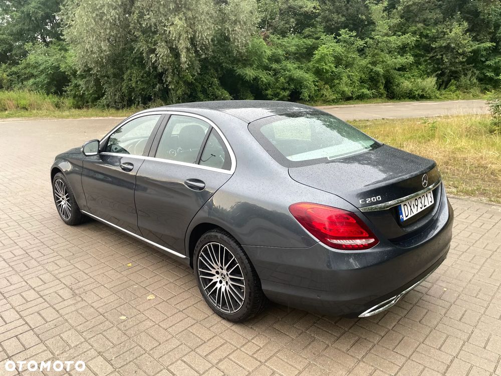 Mercedes-Benz Klasa C 200 4Matic 7G-TRONIC - 2