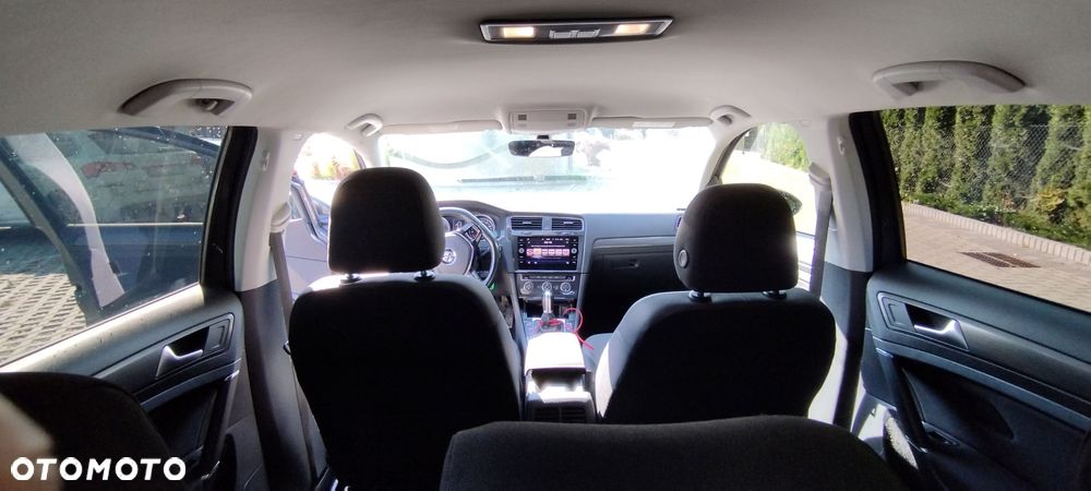 Volkswagen Golf 1.6 TDI SCR DSG Trendline - 9