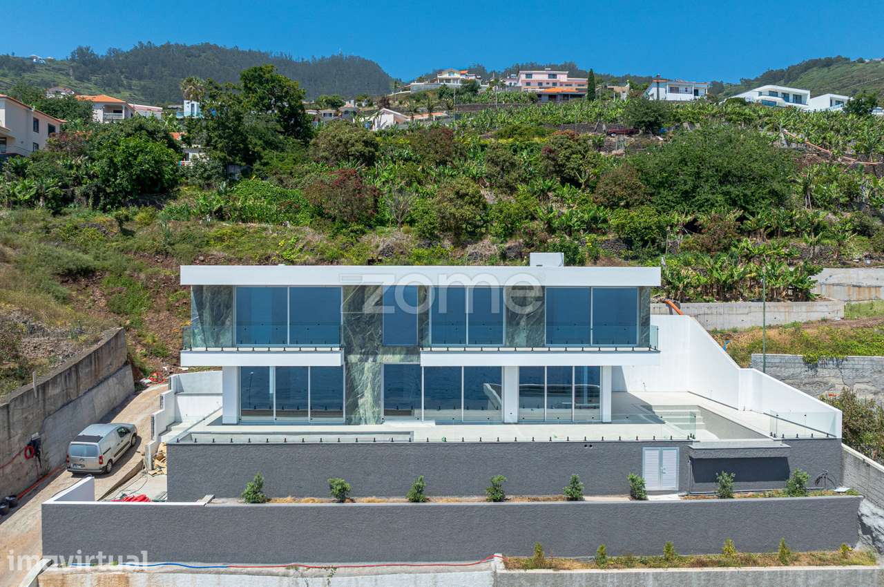 Moradia T3| Vista Mar| Luxo| Calheta - Grande imagem: 2/45