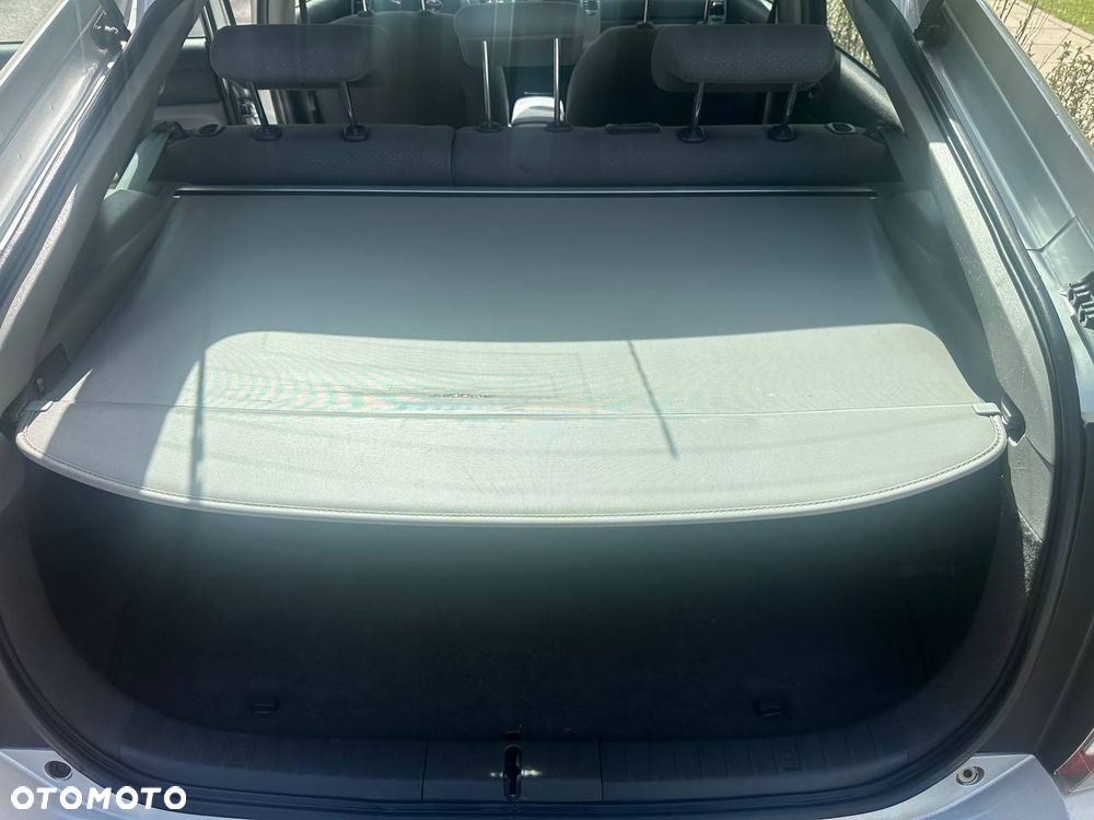 Toyota Prius - 15