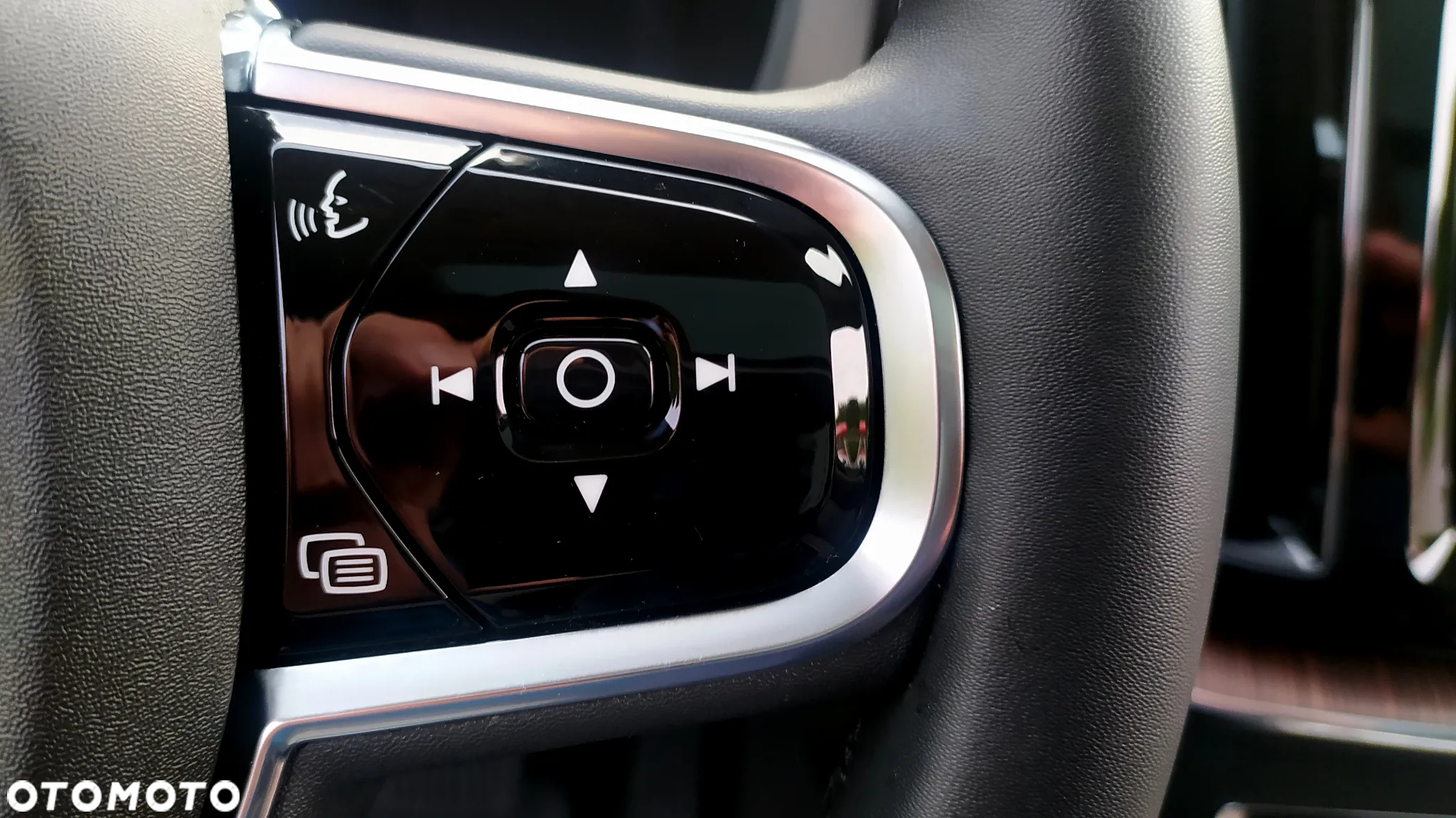 Volvo XC 60 - 35