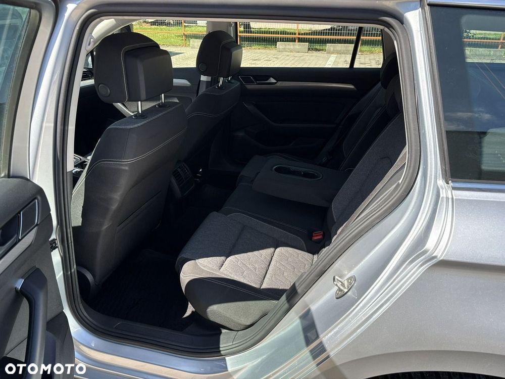 Volkswagen Passat 1.5 TSI EVO Business DSG - 20