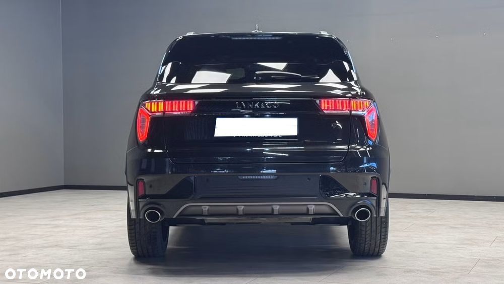 Lynk & Co 01 - 8