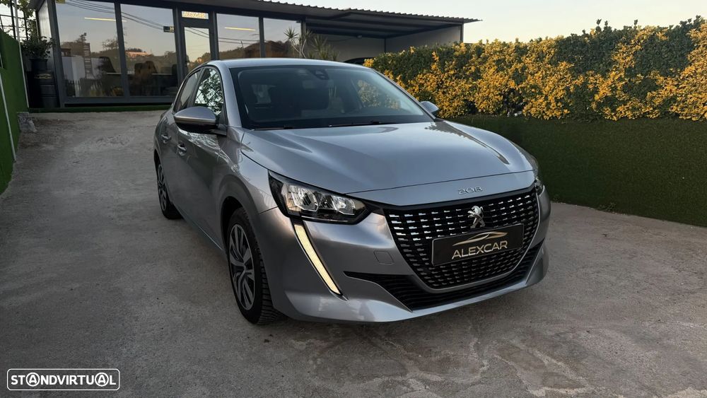 Peugeot 208 2020 photo 3
