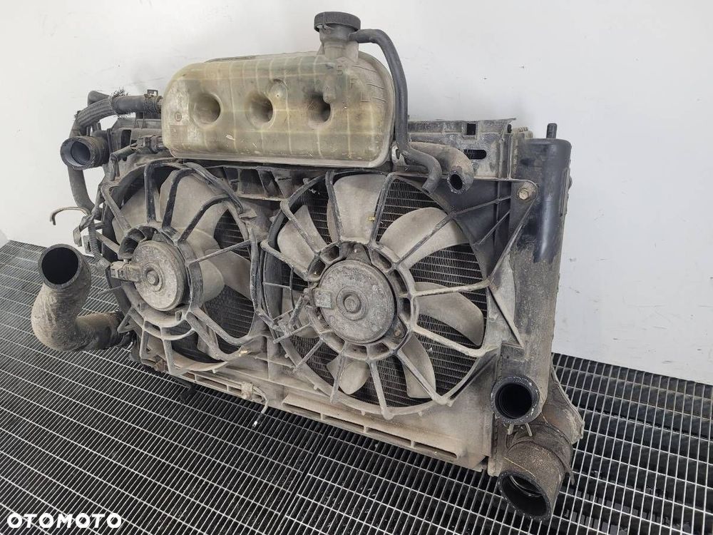 KOMPLET CHŁODNIC WODY KLIMATYZACJI WENTYLATOR TOYOTA AVENSIS T25 2.2 D - 3