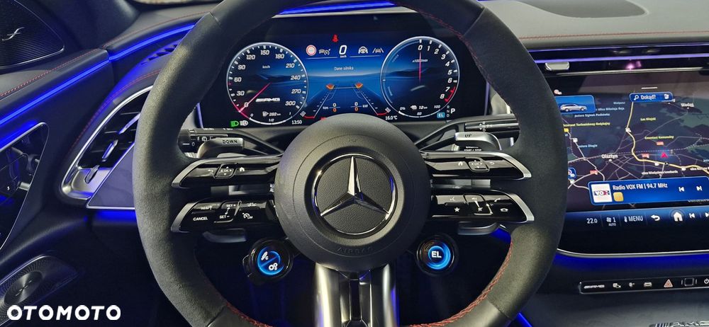 Mercedes-Benz Klasa E AMG 53 4Matic+ AMG SPEEDSHIFT TCT 9G - 16